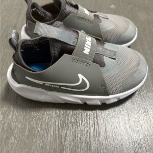 Nike Kids Gray Slip-On Shoes
